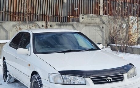 Toyota Camry, 2000 год, 420 000 рублей, 1 фотография