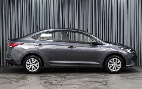 Hyundai Solaris II рестайлинг, 2022 год, 1 678 000 рублей, 5 фотография