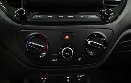 Hyundai Solaris II рестайлинг, 2022 год, 1 678 000 рублей, 14 фотография