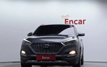 Hyundai Tucson III, 2018 год, 2 000 000 рублей, 2 фотография