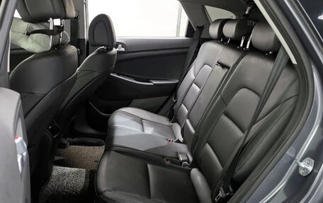 Hyundai Tucson III, 2018 год, 2 000 000 рублей, 19 фотография