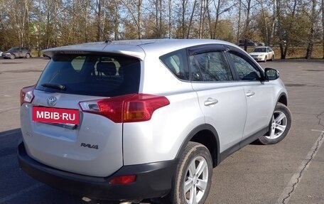 Toyota RAV4, 2013 год, 1 700 000 рублей, 5 фотография