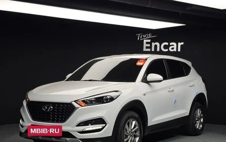 Hyundai Tucson III, 2017 год, 1 900 000 рублей, 3 фотография