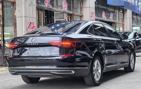 Volkswagen Passat B8 рестайлинг, 2021 год, 1 650 009 рублей, 4 фотография