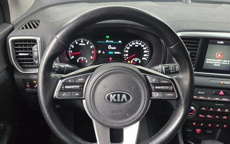 KIA Sportage IV рестайлинг, 2021 год, 2 434 000 рублей, 12 фотография