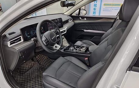 KIA K5, 2025 год, 3 250 000 рублей, 6 фотография