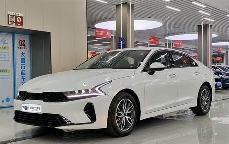 KIA K5, 2025 год, 3 250 000 рублей, 2 фотография
