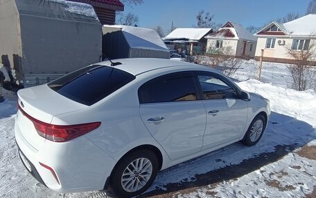 KIA Rio IV, 2018 год, 1 300 000 рублей, 6 фотография
