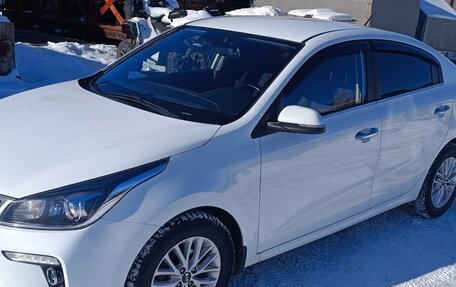 KIA Rio IV, 2018 год, 1 300 000 рублей, 18 фотография