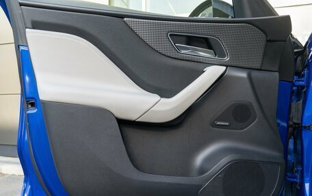 Jaguar F-Pace, 2016 год, 2 950 000 рублей, 20 фотография