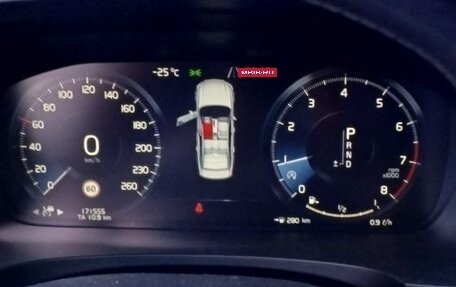 Volvo S90 II рестайлинг, 2017 год, 2 600 000 рублей, 15 фотография