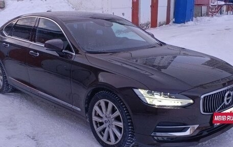 Volvo S90 II рестайлинг, 2017 год, 2 600 000 рублей, 7 фотография