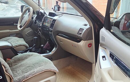 Toyota Land Cruiser Prado 120 рестайлинг, 2008 год, 3 350 000 рублей, 10 фотография