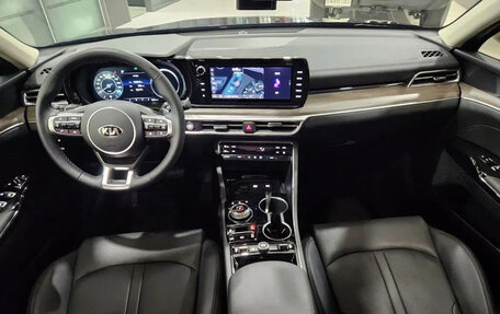 KIA K5, 2021 год, 11 фотография