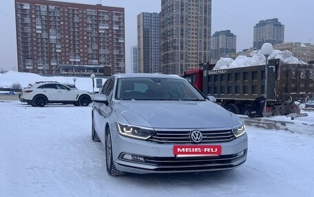 Volkswagen Passat B8 рестайлинг, 2015 год, 1 850 000 рублей, 2 фотография