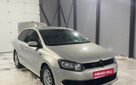 Volkswagen Polo VI (EU Market), 2013 год, 550 000 рублей, 2 фотография