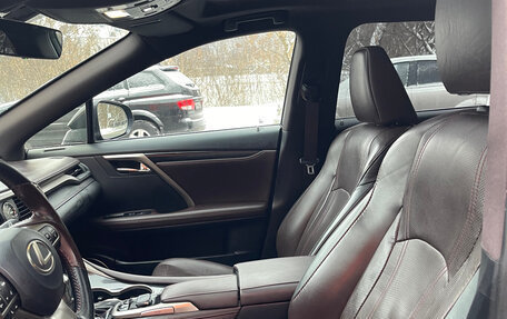 Lexus RX IV рестайлинг, 2019 год, 3 490 000 рублей, 16 фотография