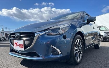 Mazda Demio IV, 2016 год, 760 000 рублей, 2 фотография