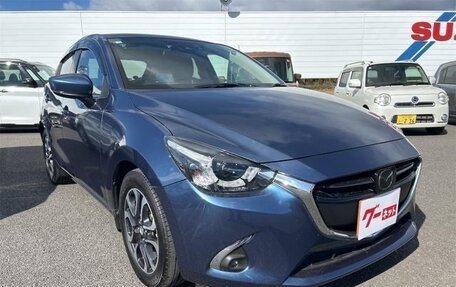 Mazda Demio IV, 2016 год, 760 000 рублей, 3 фотография