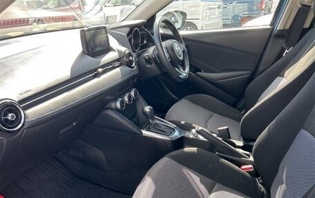 Mazda Demio IV, 2016 год, 760 000 рублей, 8 фотография