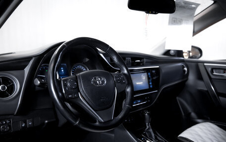 Toyota Corolla, 2017 год, 1 599 000 рублей, 12 фотография