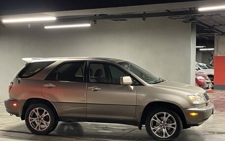Lexus RX IV рестайлинг, 2000 год, 630 000 рублей, 4 фотография