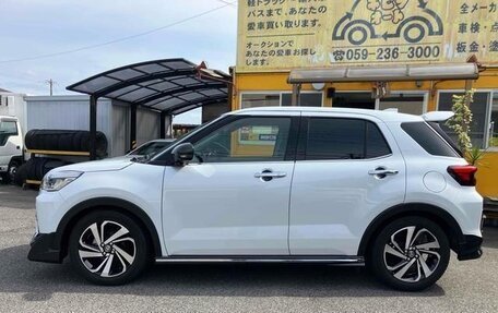 Toyota Raize I, 2022 год, 1 136 003 рублей, 3 фотография