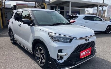 Toyota Raize I, 2022 год, 1 136 003 рублей, 5 фотография