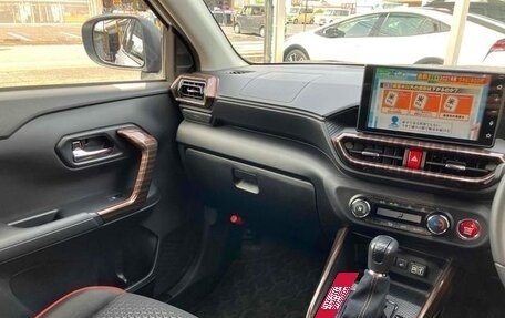 Toyota Raize I, 2022 год, 1 136 003 рублей, 23 фотография