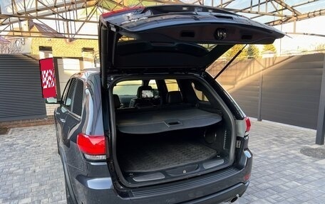 Jeep Grand Cherokee, 2016 год, 3 090 000 рублей, 17 фотография