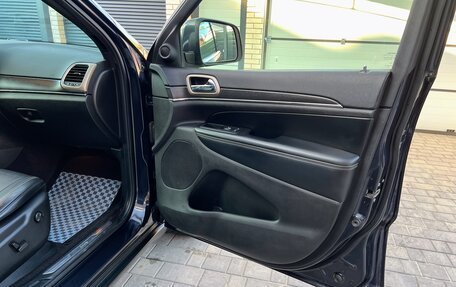 Jeep Grand Cherokee, 2016 год, 3 090 000 рублей, 22 фотография