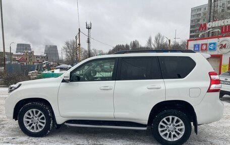 Toyota Land Cruiser Prado 150 рестайлинг 2, 2015 год, 2 850 000 рублей, 6 фотография