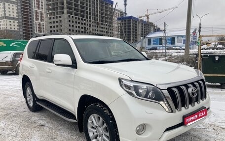 Toyota Land Cruiser Prado 150 рестайлинг 2, 2015 год, 2 850 000 рублей, 2 фотография