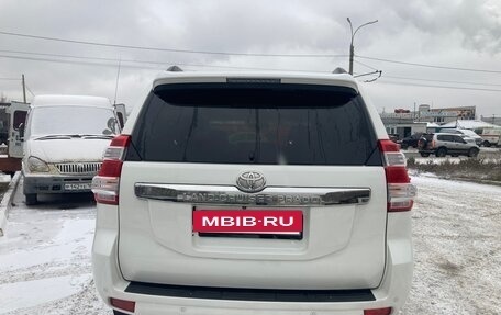 Toyota Land Cruiser Prado 150 рестайлинг 2, 2015 год, 2 850 000 рублей, 5 фотография