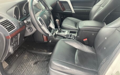 Toyota Land Cruiser Prado 150 рестайлинг 2, 2015 год, 2 850 000 рублей, 10 фотография