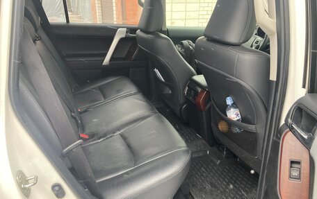 Toyota Land Cruiser Prado 150 рестайлинг 2, 2015 год, 2 850 000 рублей, 15 фотография