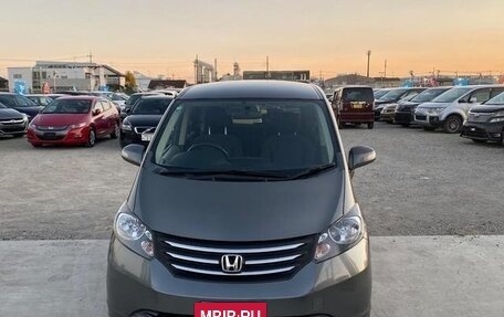 Honda Freed I, 2011 год, 732 003 рублей, 2 фотография