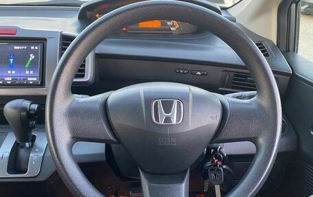 Honda Freed I, 2011 год, 732 003 рублей, 14 фотография