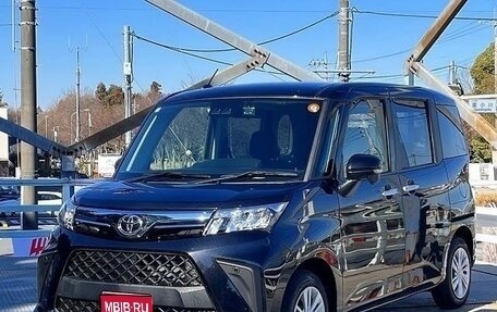 Toyota Roomy I, 2022 год, 1 025 000 рублей, 1 фотография