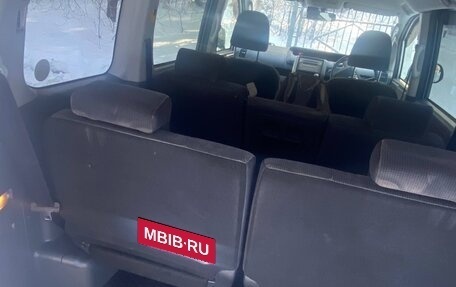 Toyota Noah III, 2010 год, 1 375 000 рублей, 12 фотография