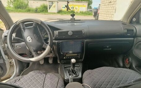 Volkswagen Passat B5+ рестайлинг, 1997 год, 199 999 рублей, 3 фотография