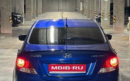 Hyundai Solaris II рестайлинг, 2013 год, 865 000 рублей, 13 фотография