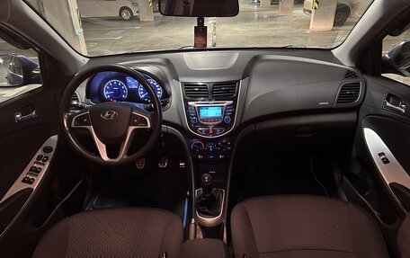 Hyundai Solaris II рестайлинг, 2013 год, 865 000 рублей, 31 фотография