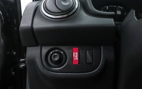 Renault Logan II, 2019 год, 969 000 рублей, 10 фотография