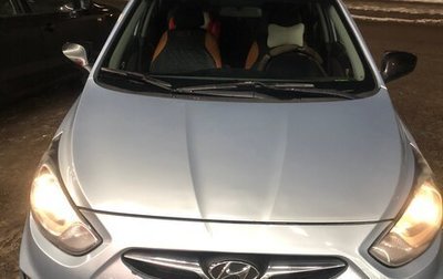 Hyundai Solaris II рестайлинг, 2013 год, 390 000 рублей, 1 фотография