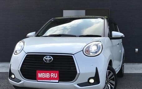 Toyota Passo III, 2022 год, 820 000 рублей, 1 фотография