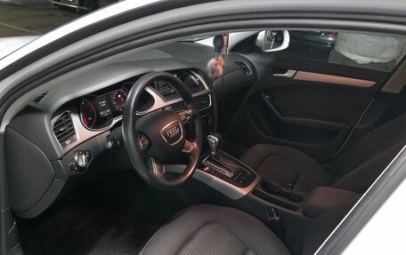 Audi A4, 2014 год, 1 600 000 рублей, 5 фотография