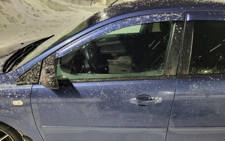 Ford Focus II рестайлинг, 2005 год, 435 000 рублей, 3 фотография