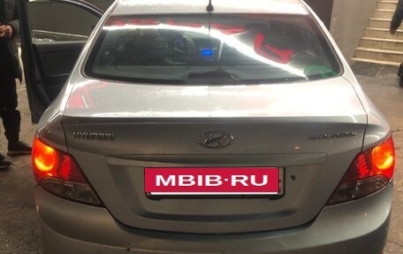 Hyundai Solaris II рестайлинг, 2013 год, 390 000 рублей, 3 фотография