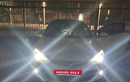 Opel Astra J, 2012 год, 999 999 рублей, 8 фотография